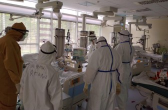 Legea pentru recunoaşterea meritelor personalului medical participant la acţiuni medicale împotriva COVID-19